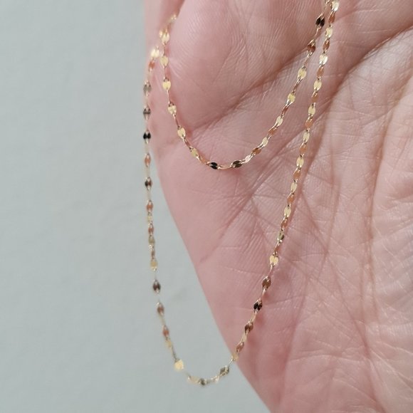 Chain / necklace / mirror design - Picture 2 of 13